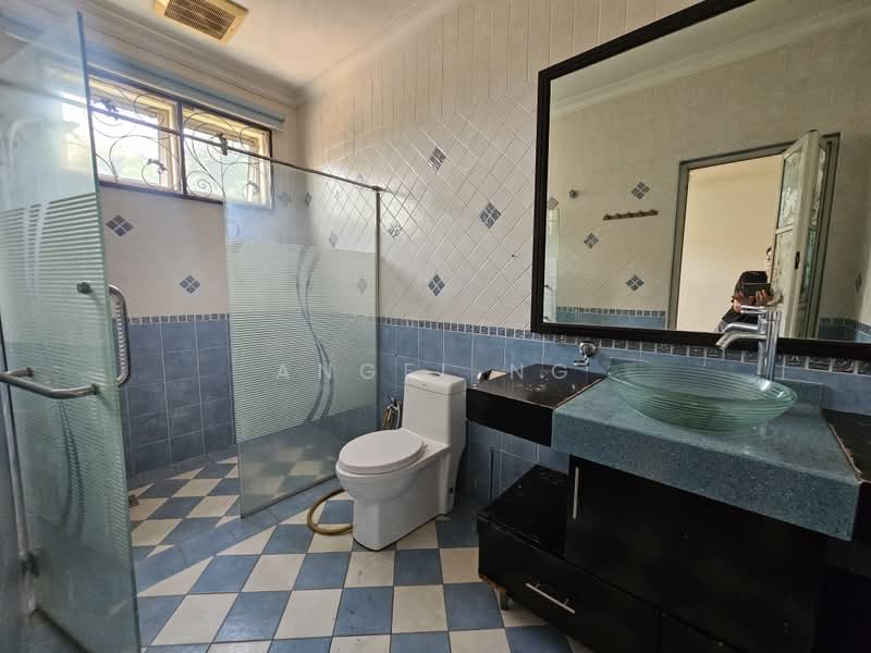 2-storey Terraced House for Sale in Taman Desa (Kuala Lumpur) - Angel Ng - Bathroom - PropertyGuru.com.my