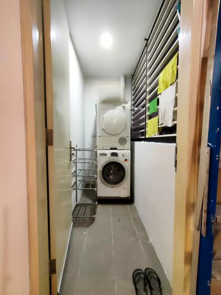 Service Residence for Rent at Nova Saujana - Cris Liu - Yard - PropertyGuru.com.my