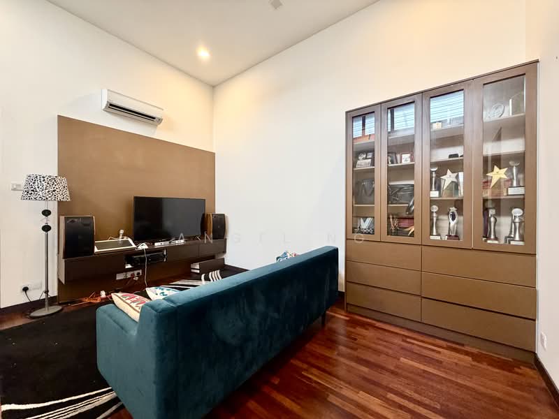 Rumah Berkembar untuk Dijual di Taman Taynton View (Cheras) - Angel Ng - PropertyGuru.com.my