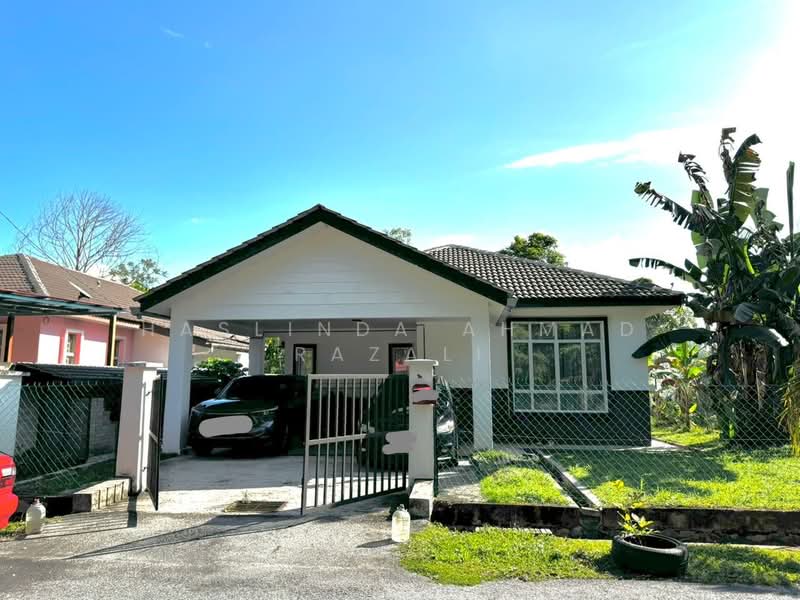 Bungalow for Sale in Bandar Tasik Senangin (Lenggeng) - Haslinda Ahmad Razali - PropertyGuru.com.my