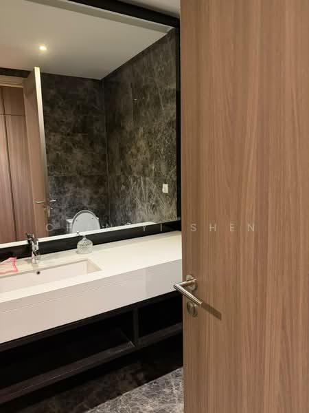 Servis Apartment untuk Disewa di Straits Residences - Chan Yi Shen - Bathroom - PropertyGuru.com.my