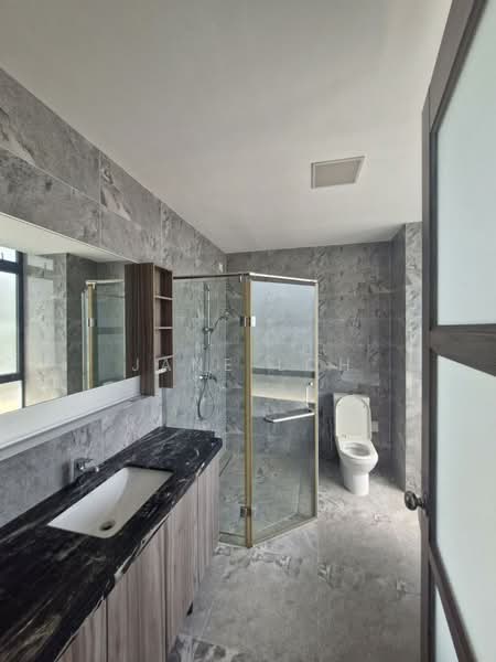 Cluster House for Sale in Forest City (Gelang Patah) - Jane Loh - Bathroom - PropertyGuru.com.my