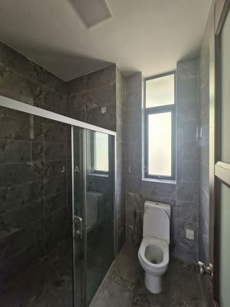 Cluster House for Sale in Forest City (Gelang Patah) - Jane Loh - Bathroom - PropertyGuru.com.my