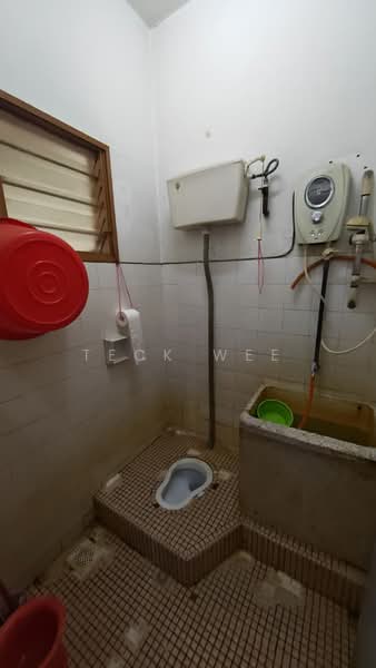 Rumah Teres 2 Tingkat untuk Dijual di Taman Setapak Indah (Setapak) - Teck Wee - Bathroom - PropertyGuru.com.my