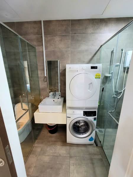 Service Residence for Rent at H2O Residences - Chace Lim - Bathroom - PropertyGuru.com.my