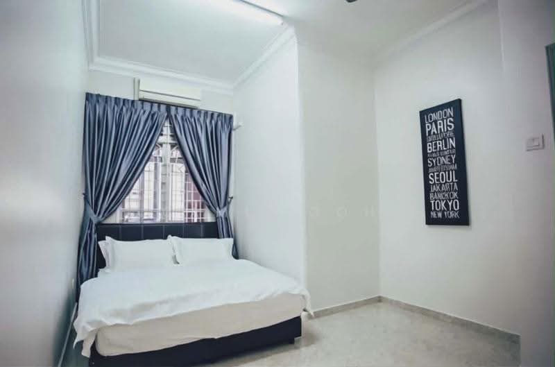 Rumah Teres untuk Dijual di Taman Melaka Jaya (Batu Berendam) - Camie Goh - PropertyGuru.com.my