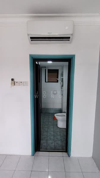 Apartment for Sale at Kinrara Ria - Joey Wong - Bathroom - PropertyGuru.com.my