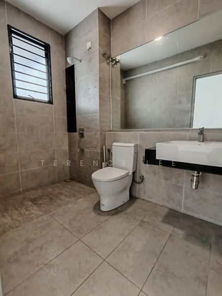 2-storey Terraced House for Rent in Bandar Bukit Raja (Klang) - Terence Lee - Bathroom - PropertyGuru.com.my