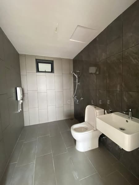 Kondominium untuk Disewa di Tuai Residence - Terence Lee - Bathroom - PropertyGuru.com.my
