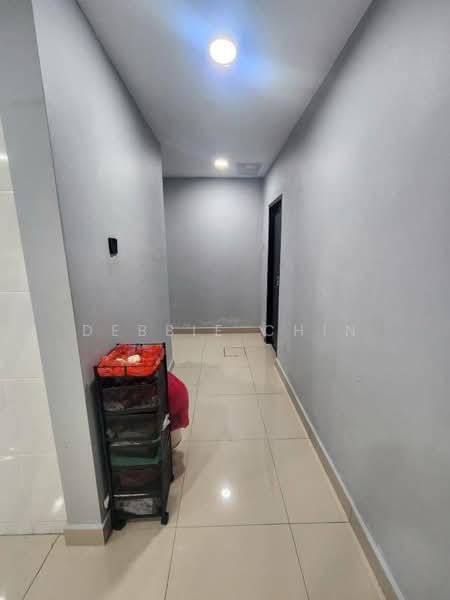 2-storey Terraced House for Sale in Bandar Tiram (Ulu Tiram) - Debbie Chin - Corridor - PropertyGuru.com.my