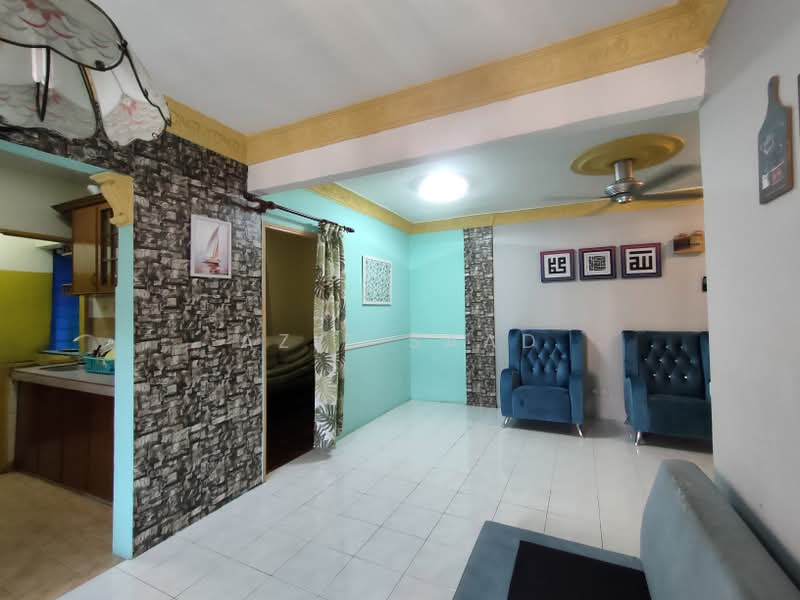 Pangsapuri untuk Dijual di Anggerik Apartment - Aziz Saad - Living Room - PropertyGuru.com.my