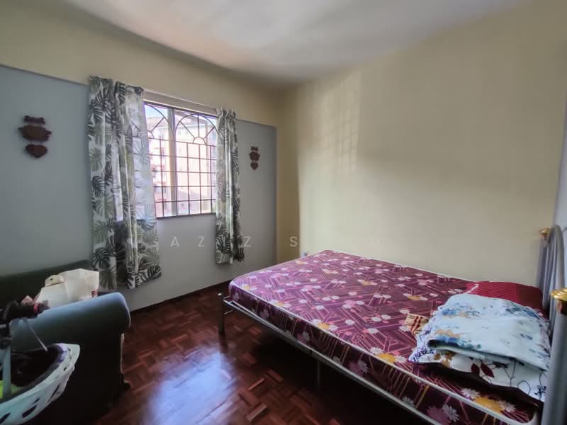 Pangsapuri untuk Dijual di Anggerik Apartment - Aziz Saad - Bedroom - PropertyGuru.com.my