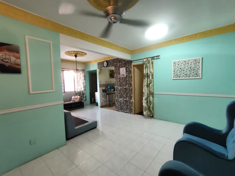 Pangsapuri untuk Dijual di Anggerik Apartment - Aziz Saad - Living Room - PropertyGuru.com.my