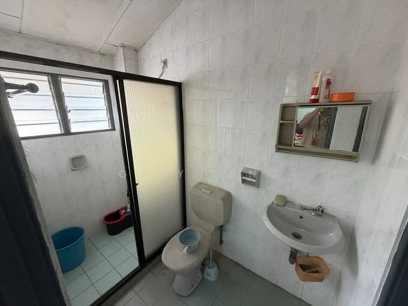 Rumah Teres 2 Tingkat untuk Dijual di Taman Pinji Mewah (Ipoh) - Gary Tang - Bathroom - PropertyGuru.com.my