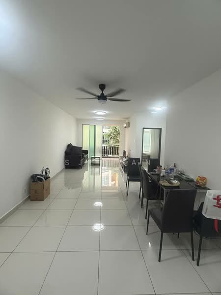 Servis Apartment untuk Disewa di KSL Residence @ Daya - SJ CHAN - Living Room - PropertyGuru.com.my
