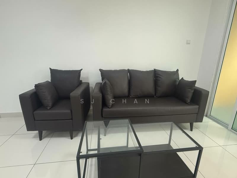 Servis Apartment untuk Disewa di KSL Residence @ Daya - SJ CHAN - Living Room - PropertyGuru.com.my