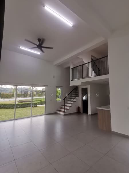 Rumah Teres 2 Tingkat untuk Disewa di Semenyih (Selangor) - Jasper Tan - Living Room - PropertyGuru.com.my