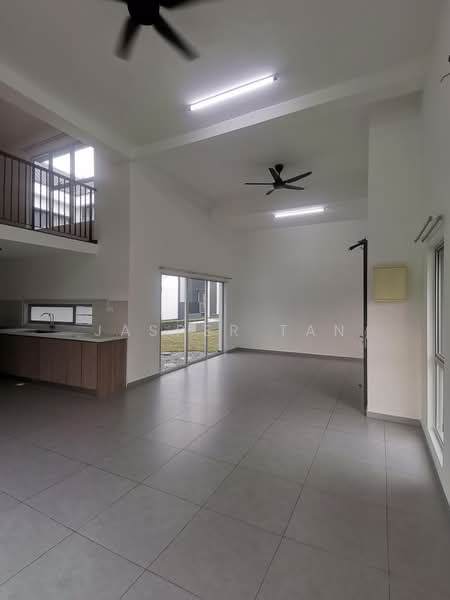 Rumah Teres 2 Tingkat untuk Disewa di Semenyih (Selangor) - Jasper Tan - Living Room - PropertyGuru.com.my