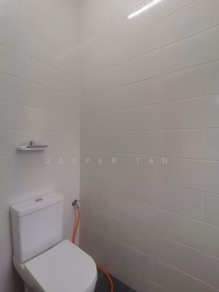 Rumah Teres 2 Tingkat untuk Disewa di Semenyih (Selangor) - Jasper Tan - Bathroom - PropertyGuru.com.my