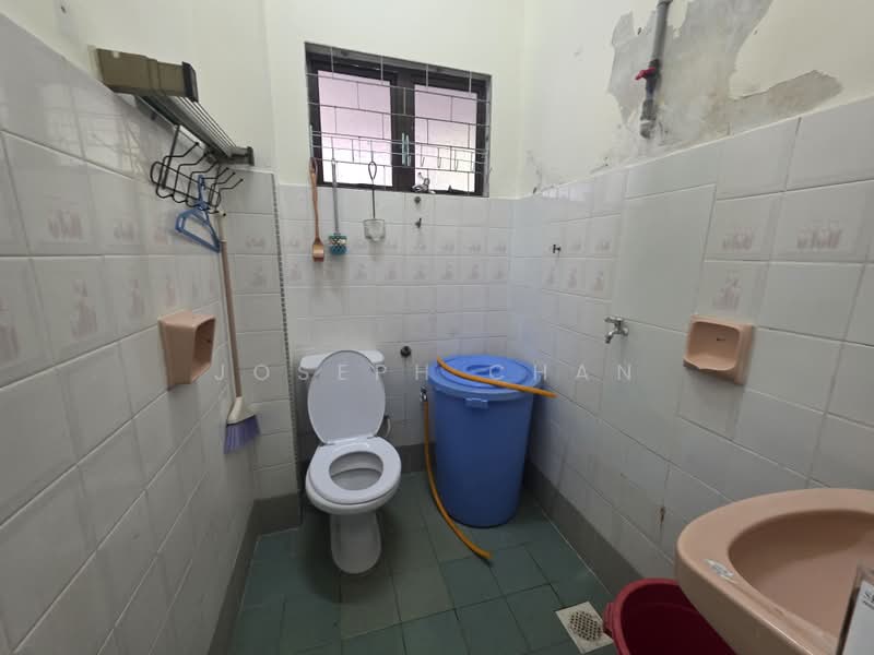 2-storey Terraced House for Sale in Shah Alam (Selangor) - Joseph Chan - Bathroom - PropertyGuru.com.my