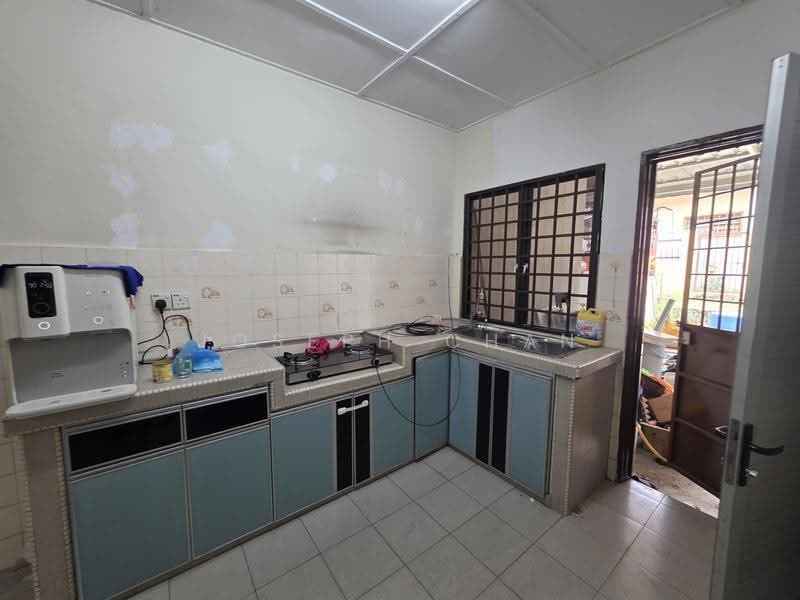 Rumah Teres 2-Tingkat untuk Dijual di Shah Alam (Selangor) - Joseph Chan - Kitchen - PropertyGuru.com.my