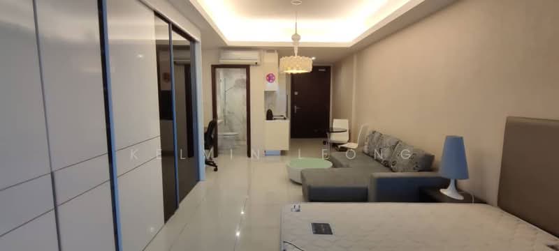 Servis Apartment untuk Disewa di Carlton @ Plaza Damas 3 - Kelvin Leong - Living Room - PropertyGuru.com.my