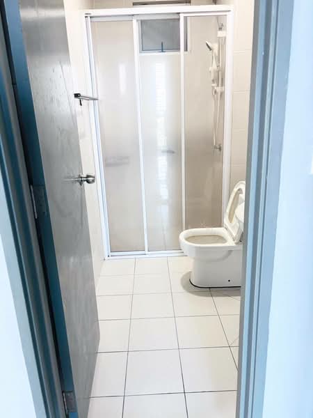 Servis Apartment untuk Disewa di Meridin Bayvue @ Sierra Perdana - SJ CHAN - Bathroom - PropertyGuru.com.my