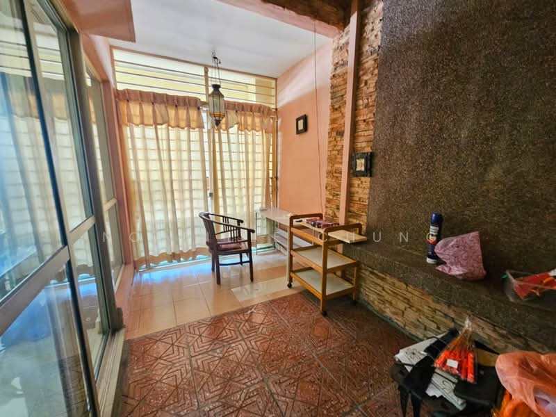 Rumah Teres 2-Tingkat untuk Dijual di Putra Heights (Subang Jaya) - Nobeille Chung - Balcony - PropertyGuru.com.my