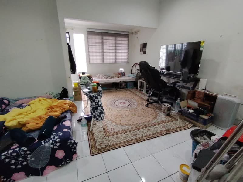 Rumah Teres 3 Tingkat untuk Dijual di Taman Bukit Intan (Sri Petaling) - BK Goh - Living Room - PropertyGuru.com.my