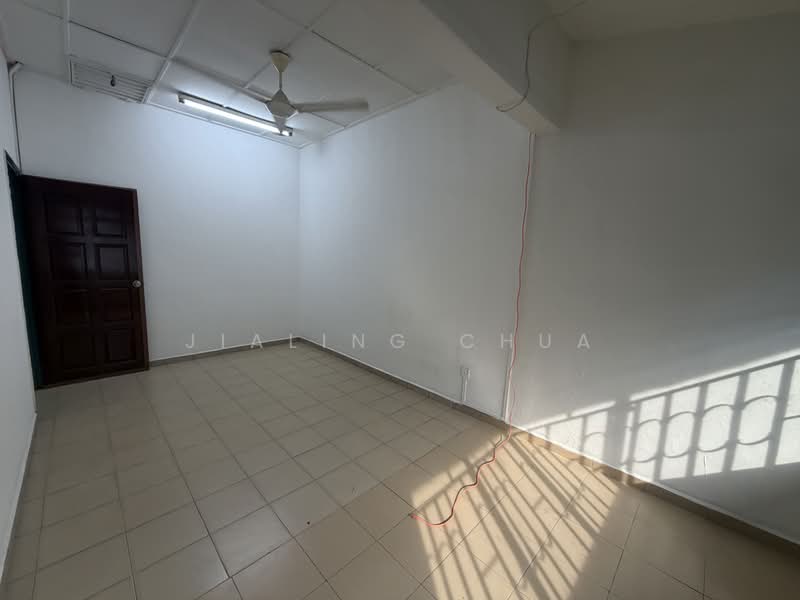 Rumah Teres 1.5 Tingkat untuk Disewa di Taman Perling (Perling) - Jialing Chua - PropertyGuru.com.my