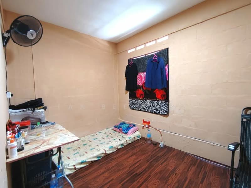 2-storey Terraced House for Sale in Bandar Kinrara Seksyen 1 (Bandar Kinrara) - Tan Bee Choo - Bedroom - PropertyGuru.com.my