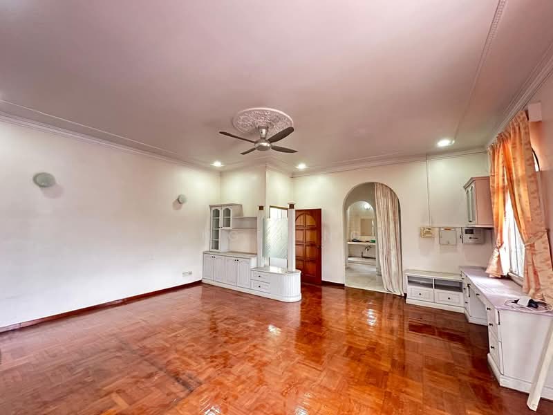 Rumah Banglo untuk Dijual di Taman Taynton View (Cheras) - Angel Ng - Living Room - PropertyGuru.com.my