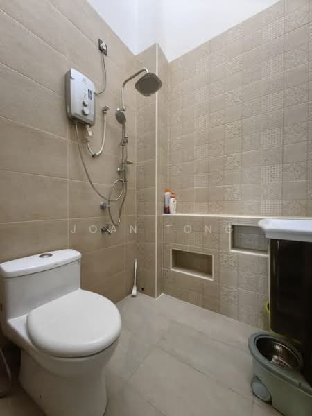 2-storey Terraced House for Rent in Setia Tropika (Johor Bahru) - Joan Tong - Bathroom - PropertyGuru.com.my