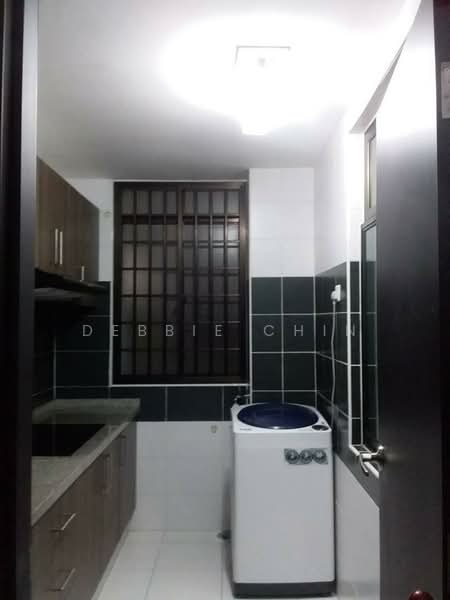 Service Residence for Rent at D'Inspire Residence (Inspira Bestari) - Debbie Chin - Kitchen - PropertyGuru.com.my