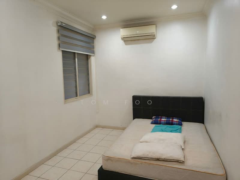 Apartment for Rent at Pangsapuri Jati 2 - Tom Foo - Bedroom - PropertyGuru.com.my
