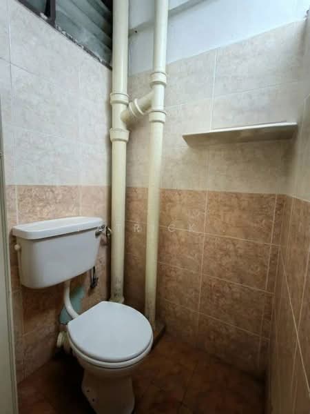 Pangsapuri untuk Dijual di Seri Nibung - Patrick . - Bathroom - PropertyGuru.com.my