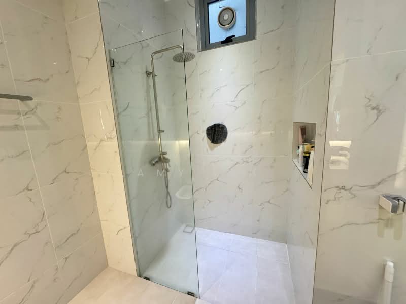 Condominium for Sale at Eco Terraces - Amy Tan - Bathroom - PropertyGuru.com.my