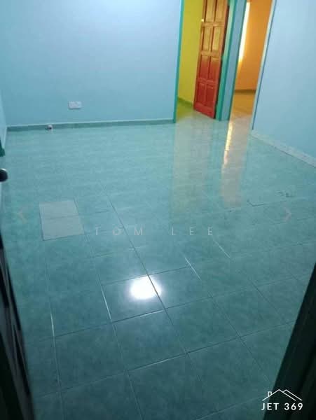 Flat for Sale at Bandar Bukit Tinggi 2 - Tom Lee - PropertyGuru.com.my