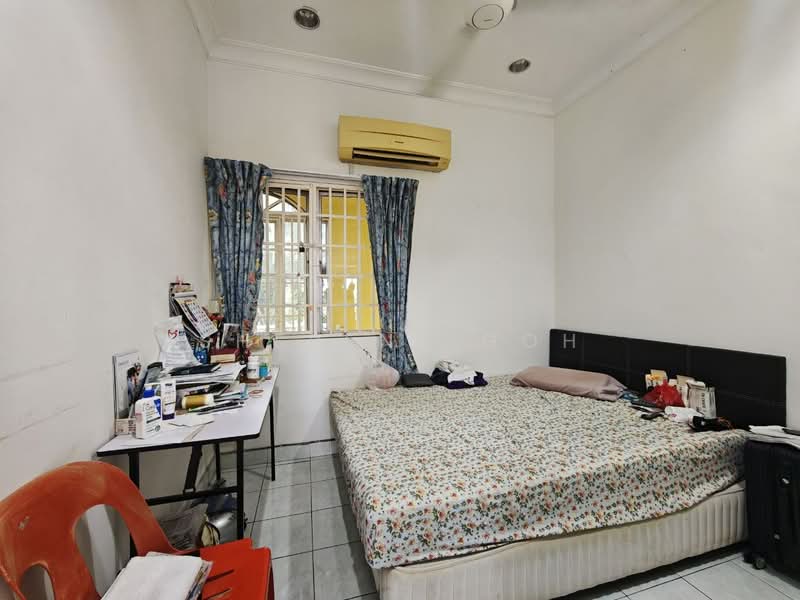 Townhouse for Sale in Taman Lagenda Mas (Cheras) - Sherene Goh - Bedroom - PropertyGuru.com.my
