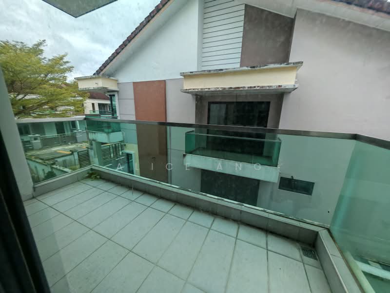 Semi-Detached House for Sale in Johor Bahru (Johor) - Alice Ang - Balcony - PropertyGuru.com.my