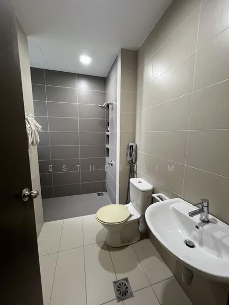 3-storey Terraced House for Sale in Seksyen 11 (Kota Damansara) - Esther Lim - Bathroom - PropertyGuru.com.my