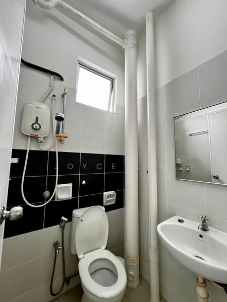 Apartment for Rent at Idaman Iris - JOYCE LIM - Bathroom - PropertyGuru.com.my