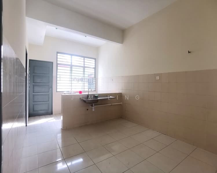 Rumah Teres untuk Dijual di Bandar Puteri Klang (Klang) - Jim Ling - Kitchen - PropertyGuru.com.my