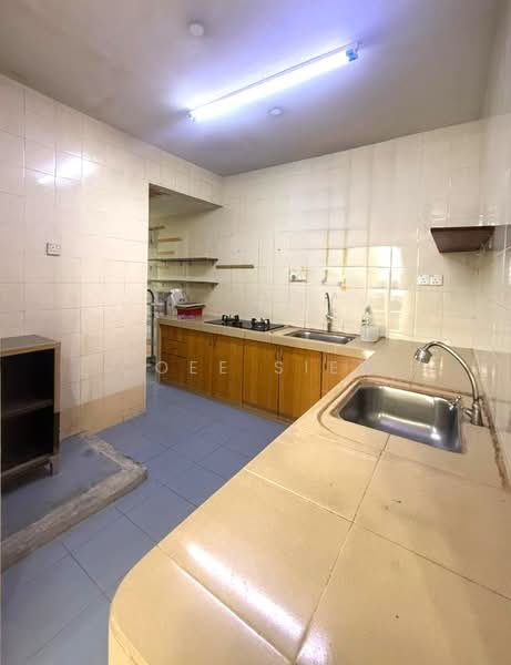 Apartment for Sale at Sri Gotong Apartment - Coee Siew - Kitchen - PropertyGuru.com.my