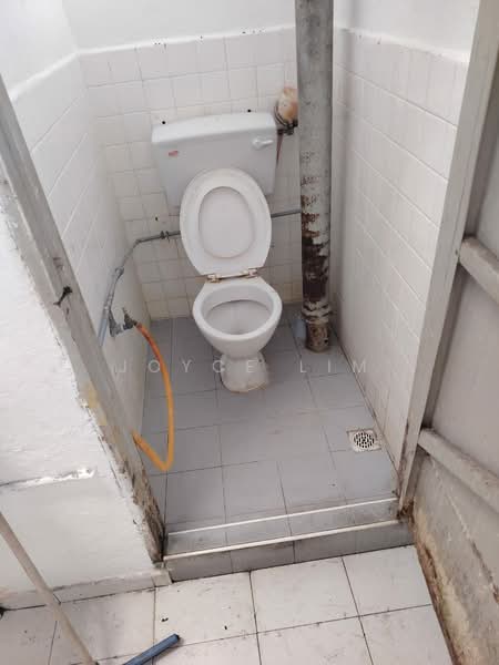Terraced House for Rent in Batu Maung (Penang) - JOYCE LIM - Bathroom - PropertyGuru.com.my