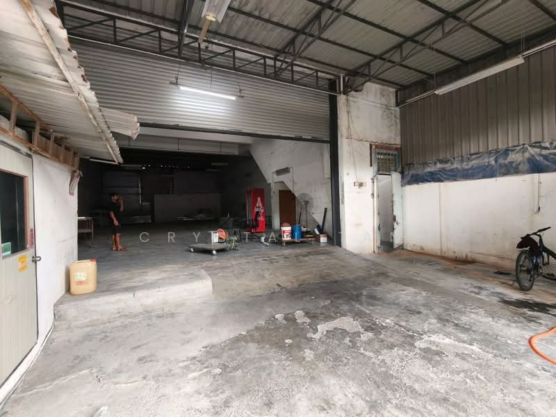 Factory for Rent in Taman Tan Sri Yaacob (Johor Bahru) - Crystal Tan - Interior - PropertyGuru.com.my