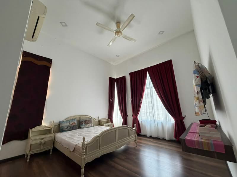 Bungalow for Sale in Kota Emerald (Rawang) - Andy Yap - Bedroom - PropertyGuru.com.my