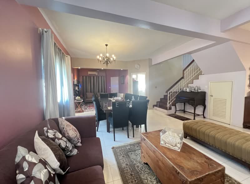 Rumah Teres 2 Tingkat untuk Dijual di Seri Utama Damansara (Kota Damansara) - Esther Lim - Living Room - PropertyGuru.com.my