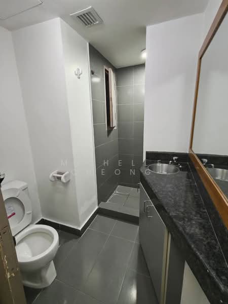 Pejabat untuk Dijual di KLCC (KL City Centre) - Michelle Cheong - Bathroom - PropertyGuru.com.my