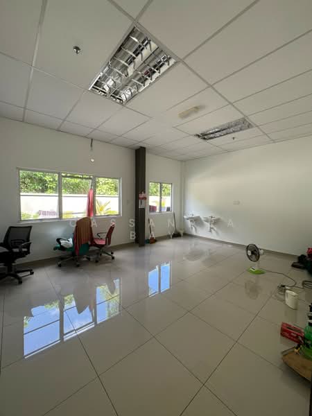 Factory for Sale in Rawang (Selangor) - Cassandra Bay - PropertyGuru.com.my